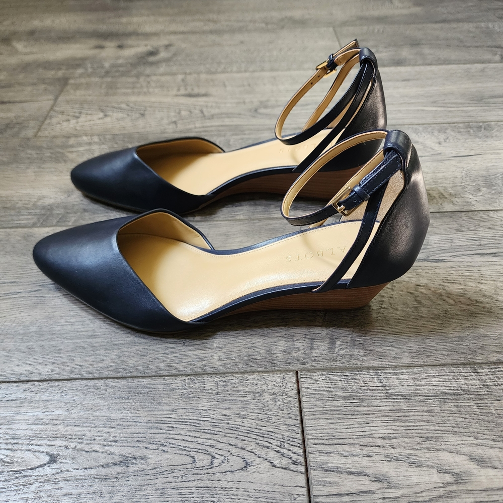 Talbots Women's Laney D'Orsay Navy Soft Nappa Wedge Almond Toe, Size 11M - Picture 4 of 11